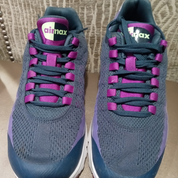 Nike Air Max 95 Athletic Shoes/Sneakers - Picture 13 of 14